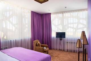 Отель Alison Hotel Баку Двухместный номер Делюкс с 1 кроватью и видом на море-4