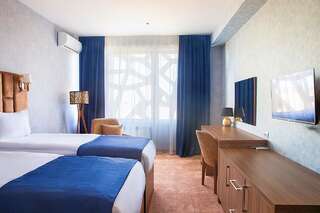 Отель Alison Hotel Баку Двухместный номер Делюкс с 2 отдельными кроватями и видом на море-2