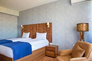 Отель Alison Hotel Баку Двухместный номер Делюкс с 2 отдельными кроватями и видом на море-3