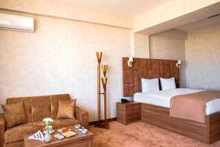 Отель Alison Hotel Баку Двухместный номер Делюкс с 1 кроватью и видом на море-9