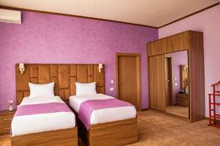 Отель Alison Hotel Баку Двухместный номер Делюкс с 2 отдельными кроватями и видом на море-4